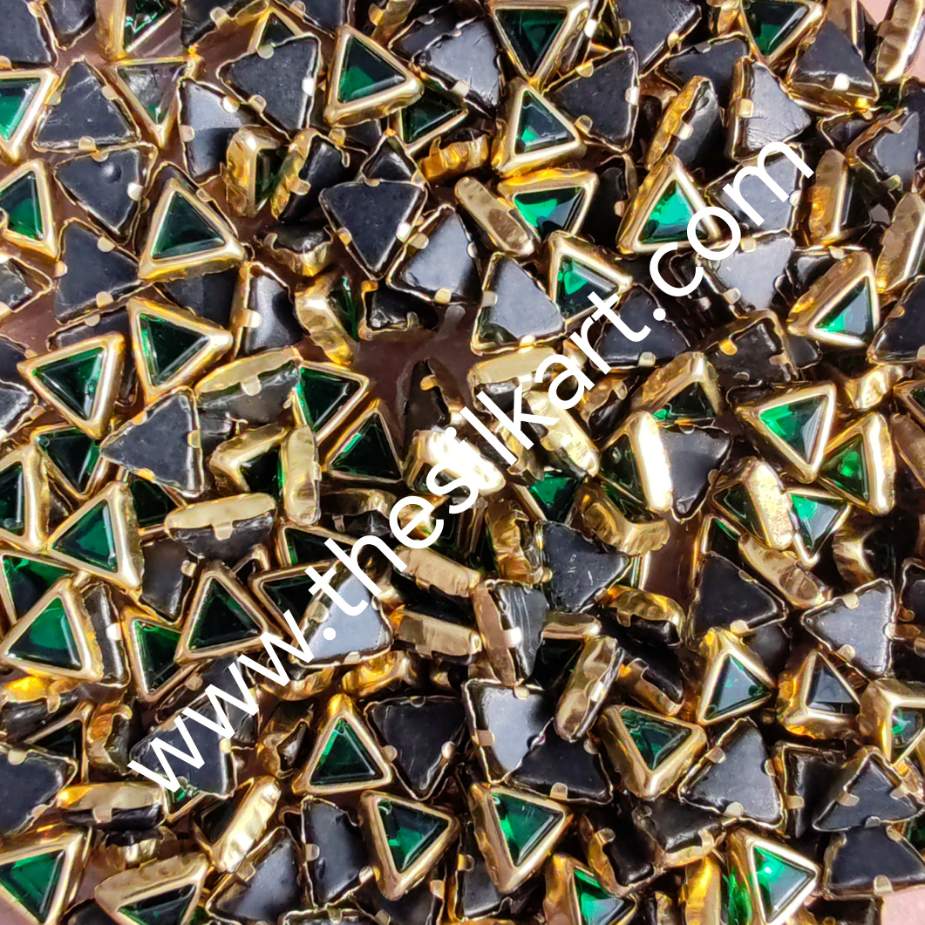Triangle dark green glossy