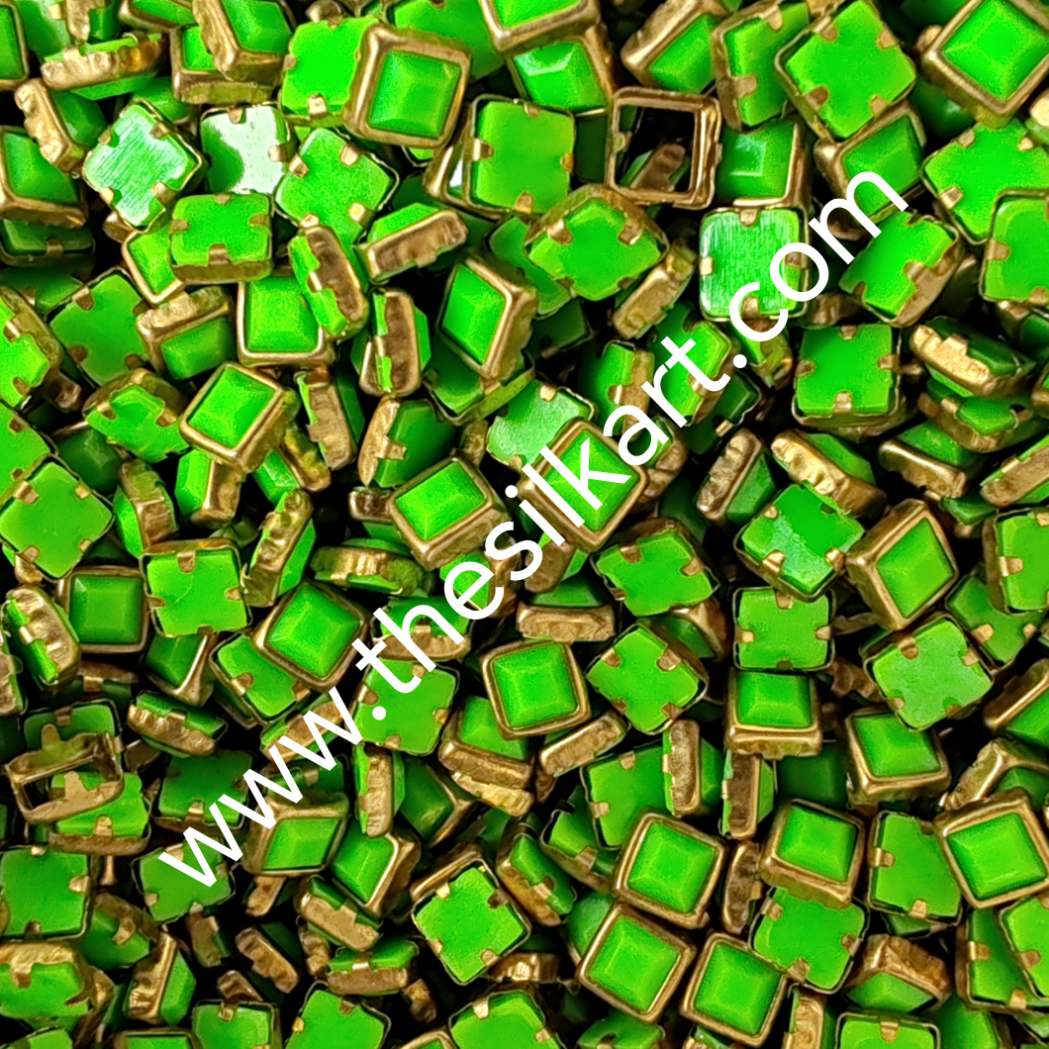 4*4 square light green matt