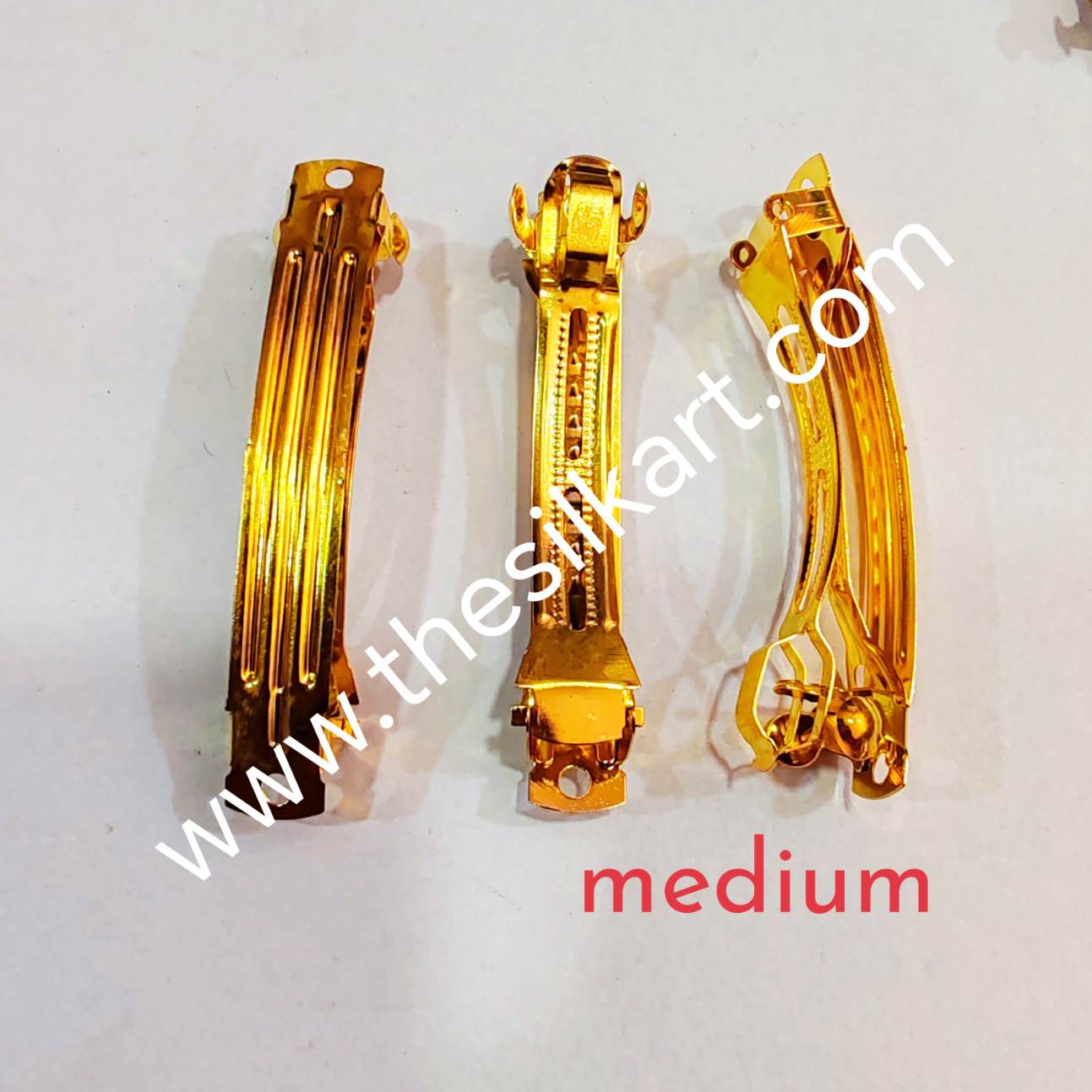 6.5 cm size center clips medium size