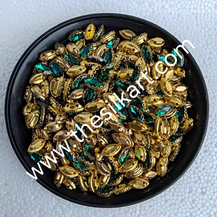 10*6 size eye shape dark green colour clipstones