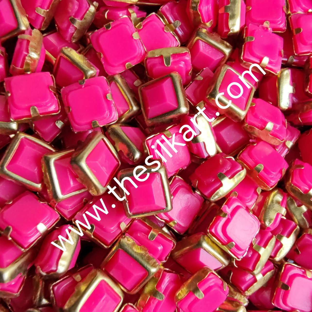 4*4 square kanakambaram pink colour matt